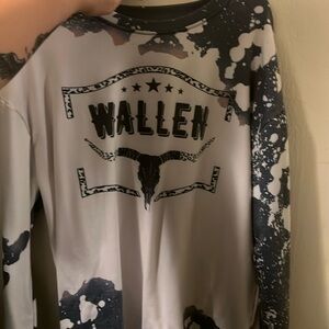 Morgan Wallen sweatshirt. Size L, worn once